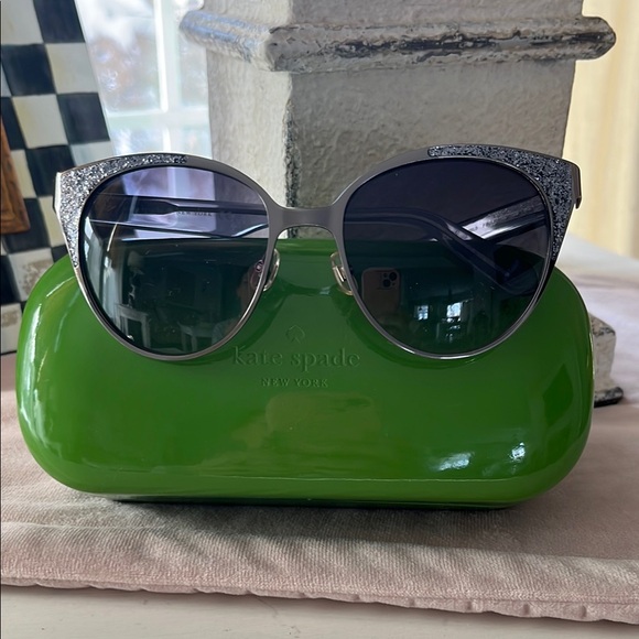 Kate spade ♠️ Chic Cat-Eye Sunglasses with Glitter Accents